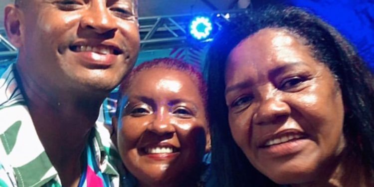 Bloco Pró Álcool bate recorde de público no Fumaçê.