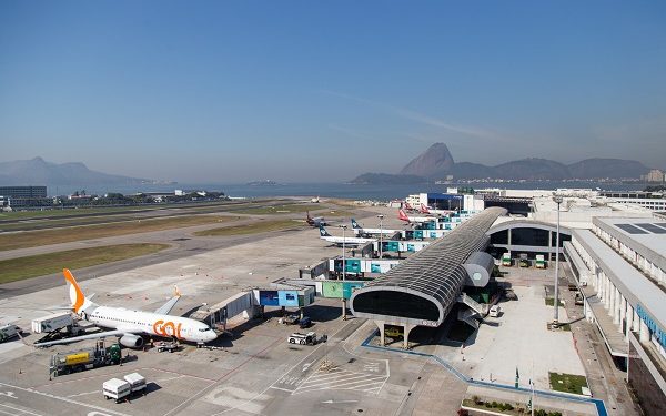 Passagens a R$ 200 devem começar em agosto e poderão ter cahsback na taxa de embarque.