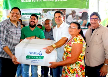 Prefeito Calvet Filho promove festa pelo Dia do Trabalhador em Rosário.