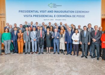 Missão China: Brandão compõe comitiva presidencial que visa investimentos para o Brasil e o Maranhão.