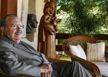 Nata da República marcará presença na festa dos 93 anos de Sarney organizada por Roseana.