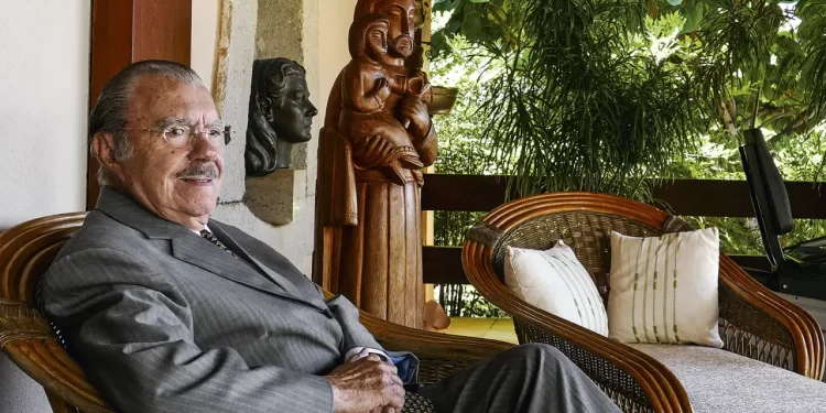Nata da República marcará presença na festa dos 93 anos de Sarney organizada por Roseana.
