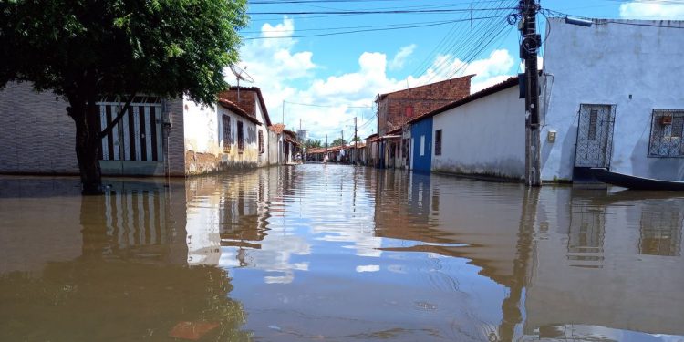 Chega a 70 o número de municípios no MA em emergência por causa da chuva.