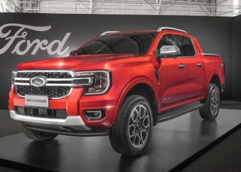 Ford Ranger 2024 terá motor V6 na versão de topo. Veja o que já sabemos.