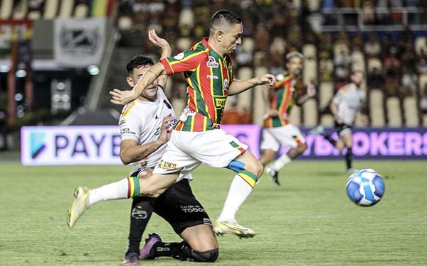 Sampaio pega a Ponte Preta para subir na classificação da Série B.