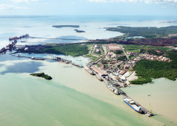 Porto do Itaqui tem maior alta da movimentação de cargas entre os portos públicos do país, informa ANTAQ.