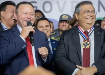 Adiado o novo encontro público entre Brandão e Dino.