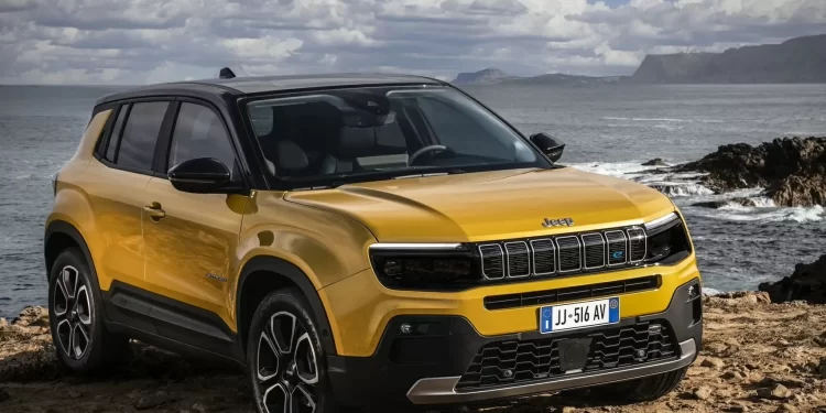 Jeep Avenger: ‘mini Renegade’ será fabricado no Brasil.