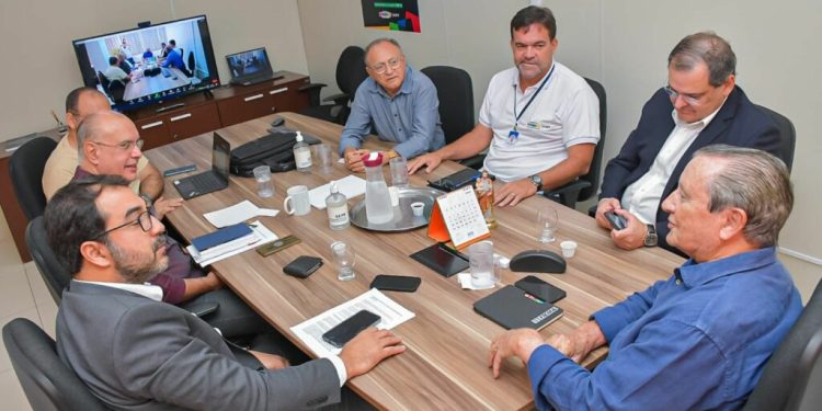 SEDEPE e EMAP discutem estratégias para exportação de produtos maranhenses.