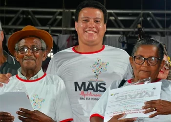 O véu do analfabetismo cairá e surgirá a luz do conhecimento, da dignidade e inclusão social.