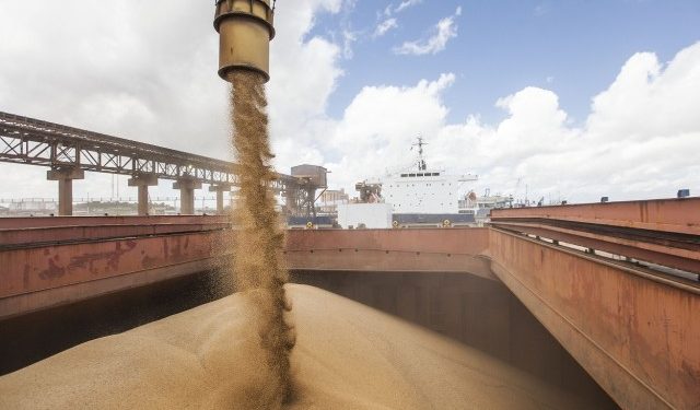 Porto do Itaqui em mais um recorde na soja no mês de junho.