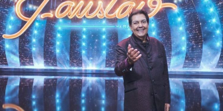 Faustão está na UTI e aguarda transplante de coração emergencial.