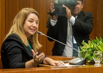 Iracema Vale destaca importância da TV Assembleia para o parlamento