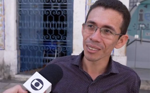 Fantástico repercute dinheiro jogado pela janela em Cândido Mendes