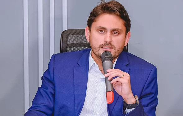 Juscelino Filho anuncia fiscalização da qualidade da telefonia móvel.