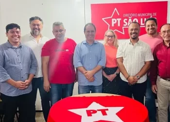 De olho em 2024, Edivaldo visita o PT de São Luís.