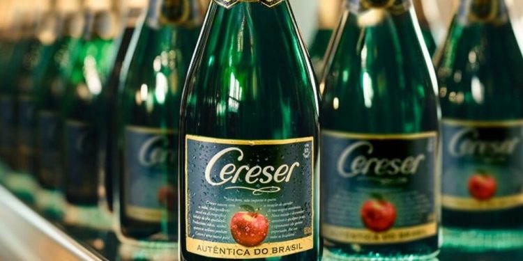 Anvisa manda suspender a venda de 28 lotes da Sidra Cereser.