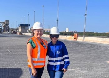 Meninas Ocupam por uma tarde o Porto do Itaqui.