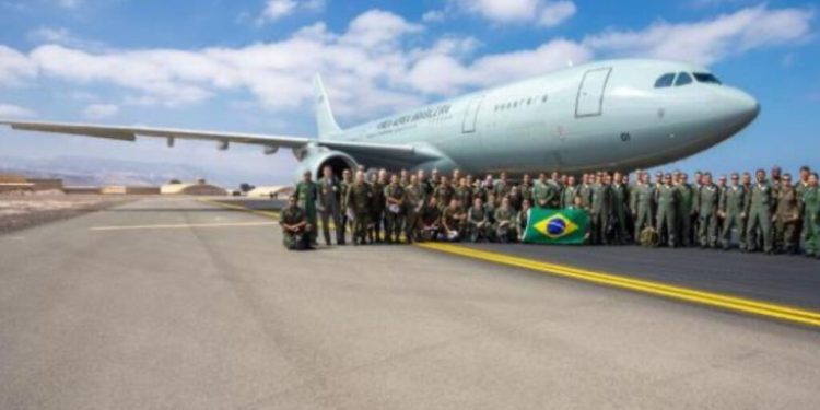 Governo brasileiro prepara operação resgate em Israel com seis aviões