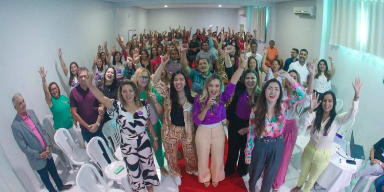 Vereadora Katyane Leite, representa a força da mulher pedreirense no Encontro “Movimenta Mulheres”.