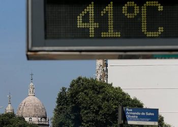 Relatório alerta que mortes relacionadas ao calor extremo podem aumentar em quase cinco vezes até 2050