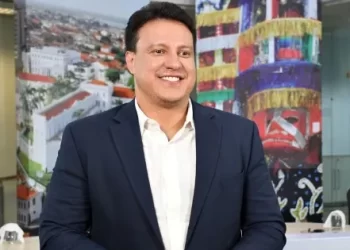 Felipe Camarão busca revogação de resolução do CEE do Maranhão.