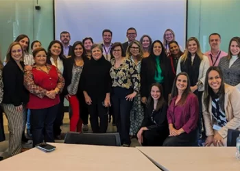 Felipe Camarão em imersão educacional no combate à evasão e abandono escolar