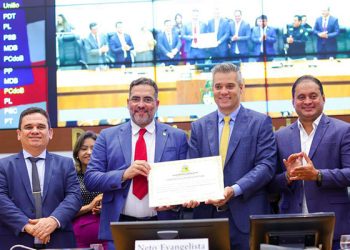 Assembleia concede Título de Cidadão Maranhense ao Diretor Geral da PRF.