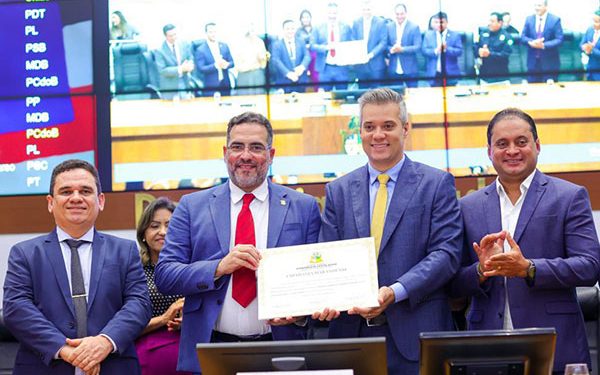 Assembleia concede Título de Cidadão Maranhense ao Diretor Geral da PRF.