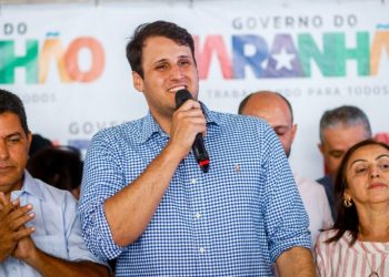 Orleans Brandão entrega areninha esportiva e escolas em Colinas