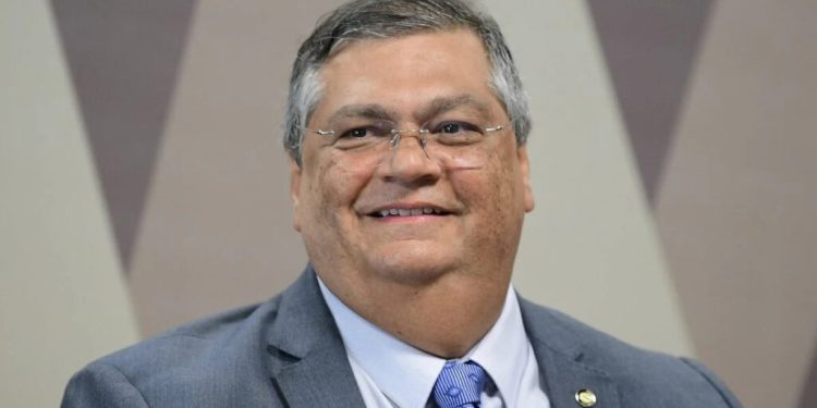Flávio Dino se manifesta sobre indicação ao STF