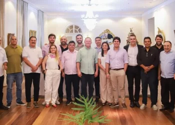 Eleições 2024: Brandão reúne 13 partidos para debater eleições de 2024