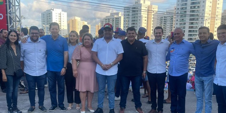 Comitiva de Joana da Amovelar presente na convenção do MDB em São Luís.