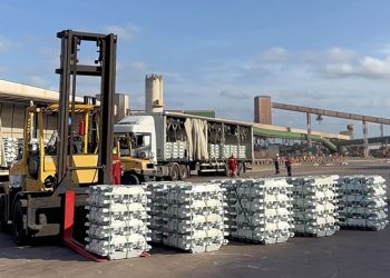 Porto do Itaqui: Retomada exportação de alumínio após 10 anos.