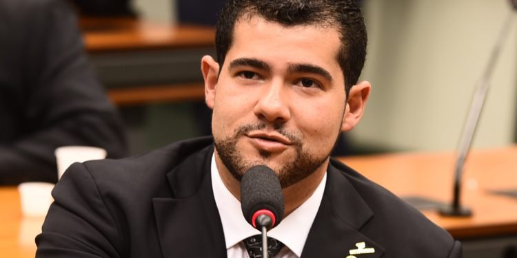 Deputado federal reage a assalto e mata suspeito na Zona Sul de SP