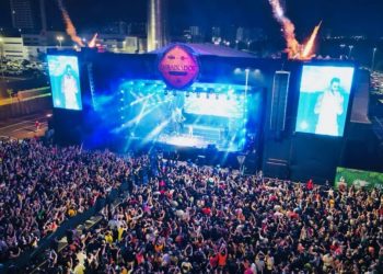 Gusttavo Lima, Taty Girl e Zé Vaqueiro levam multidão ao delírio no “Embaixador in São Luís”.