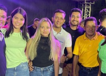 PIRAPEMAS/MA – Mateus da Amovelar demonstra força em ato de oposição.