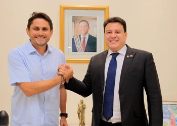 Felipe Camarão e Juscelino Filho debatem conectividade em escolas no MA