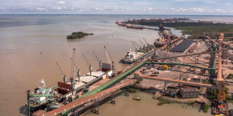 Porto do Itaqui se consolida como quarto maior porto público do país