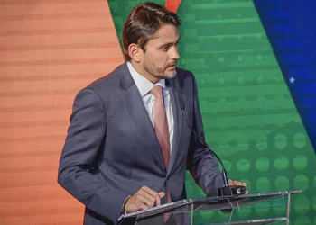 Juscelino Filho promete conectar e unir os brasileiros
