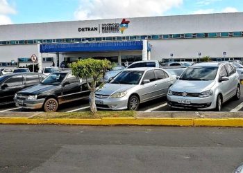 Governo do MA determina que Detran devolva o dinheiro de quem pagou taxa de licenciamento reajustada