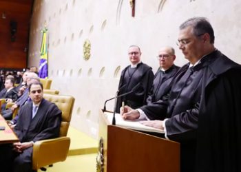 Flávio Dino toma posse como ministro do Supremo Tribunal Federal