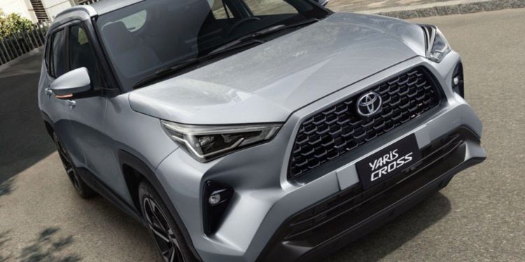 Novo Yaris Cross terá início de produção atrasada para 2025; entenda