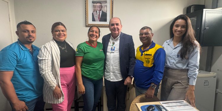 EMAP abre diálogo com representantes do transporte alternativo em busca de melhoria contínua no sistema.