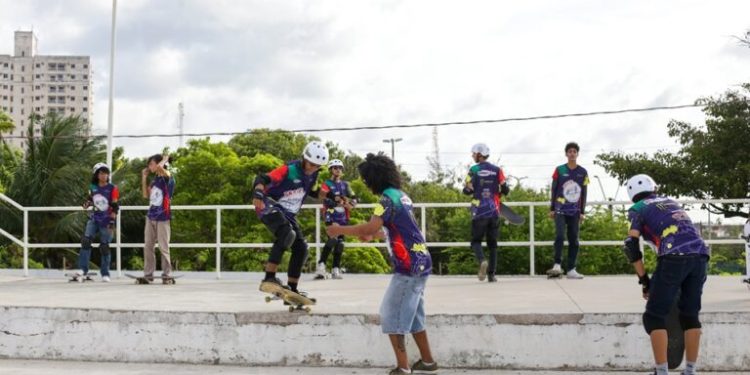 Projeto Skate na Periferia encerra temporada no Parque da Vila Palmeira com apoio do Governo
