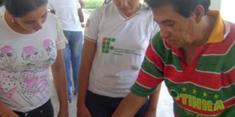 Morre Dotinha, o mestre internacional do jogo de damas