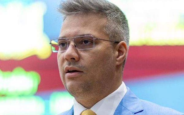 Neto Evangelista rebate críticas da oposição na Assembleia