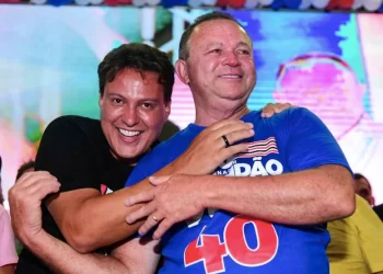 Felipe Camarão nega conversa com Brandão sobre eleições 2026