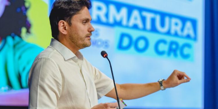 Programa ‘Computadores para Inclusão’ terá expansão para todo o Brasil, anuncia ministro Juscelino