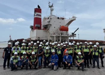 Fiscais da Antaq visitam o Porto do Itaqui para intercâmbio.